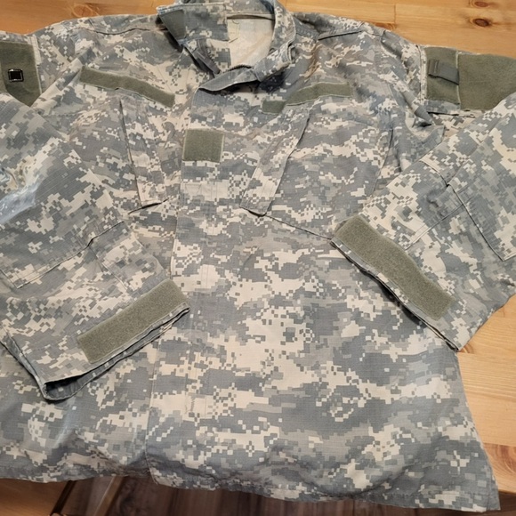 Army set size medium hat, Top, pants, drink backpack - Picture 4 of 9